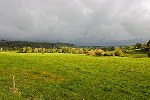 Un aller-retour jusqu' Herment, de l'autre ct de la chaine des puys. Lumire trs curieuse ce matin-l ...